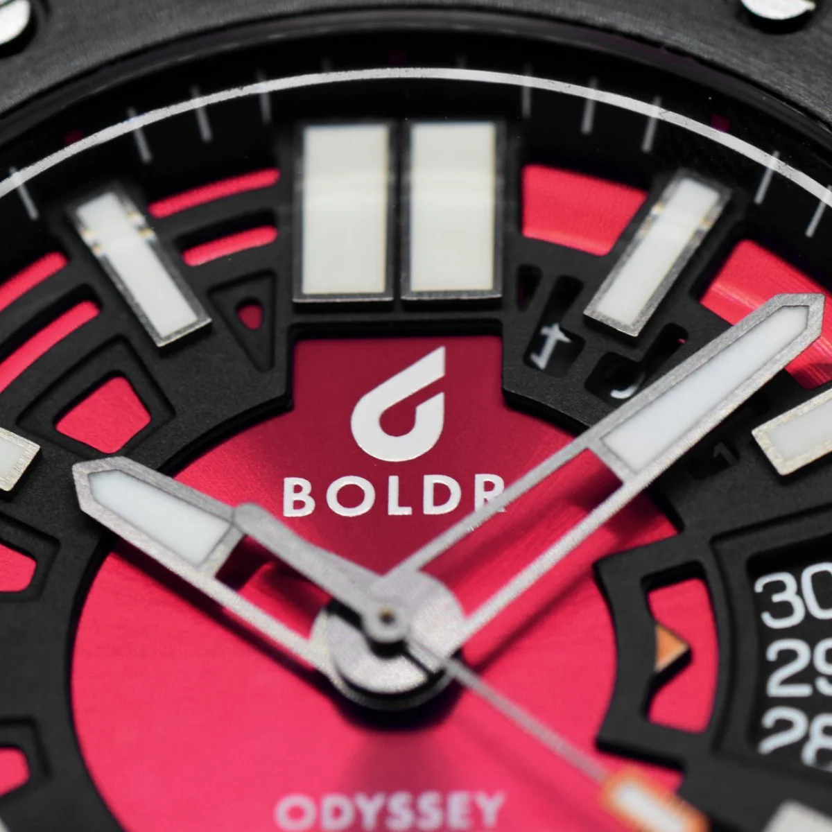 BOLDR Odyssey Carbon Red - Image 3