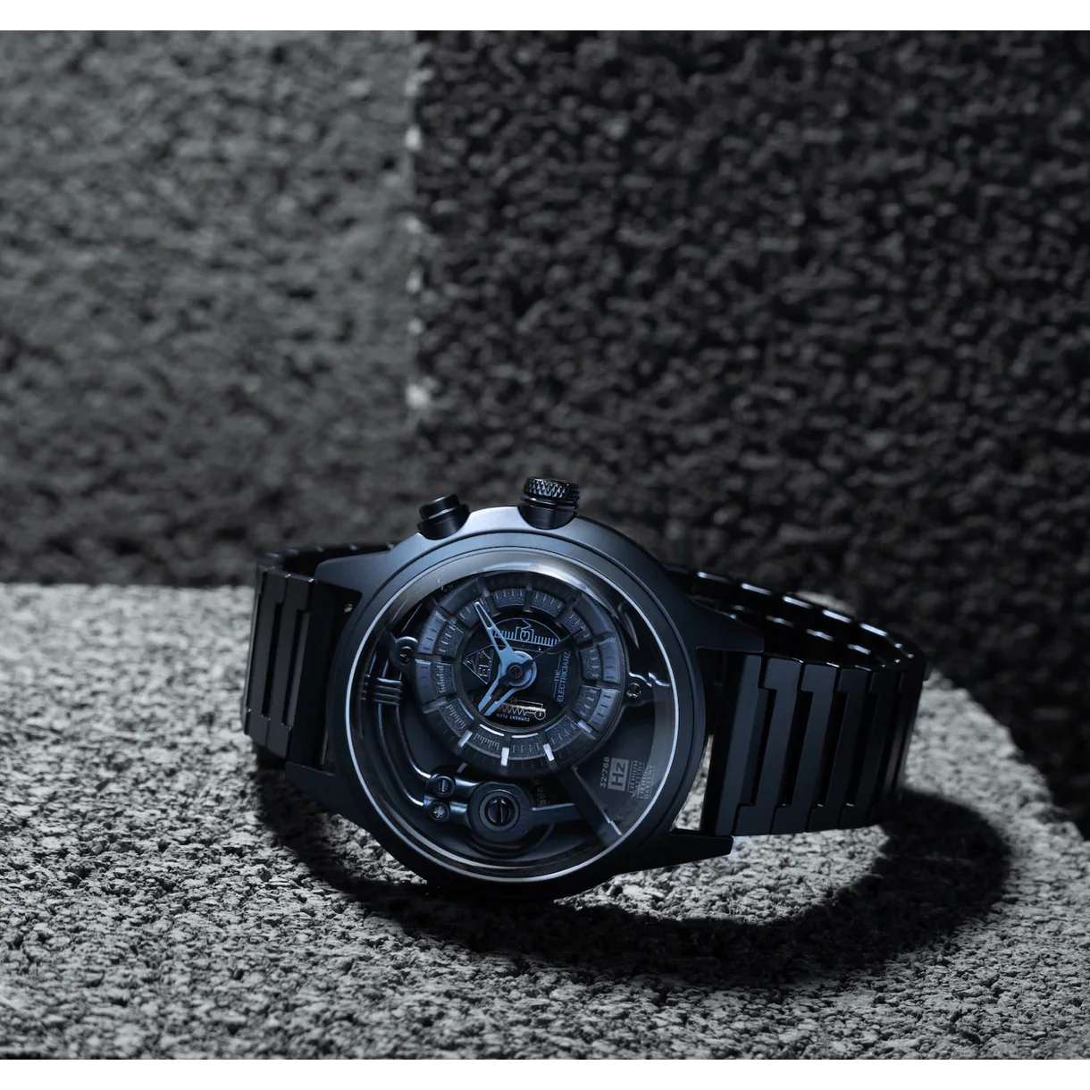 The ELECTRICIANZ Blue Z 45mm Blue Metal - Image 6